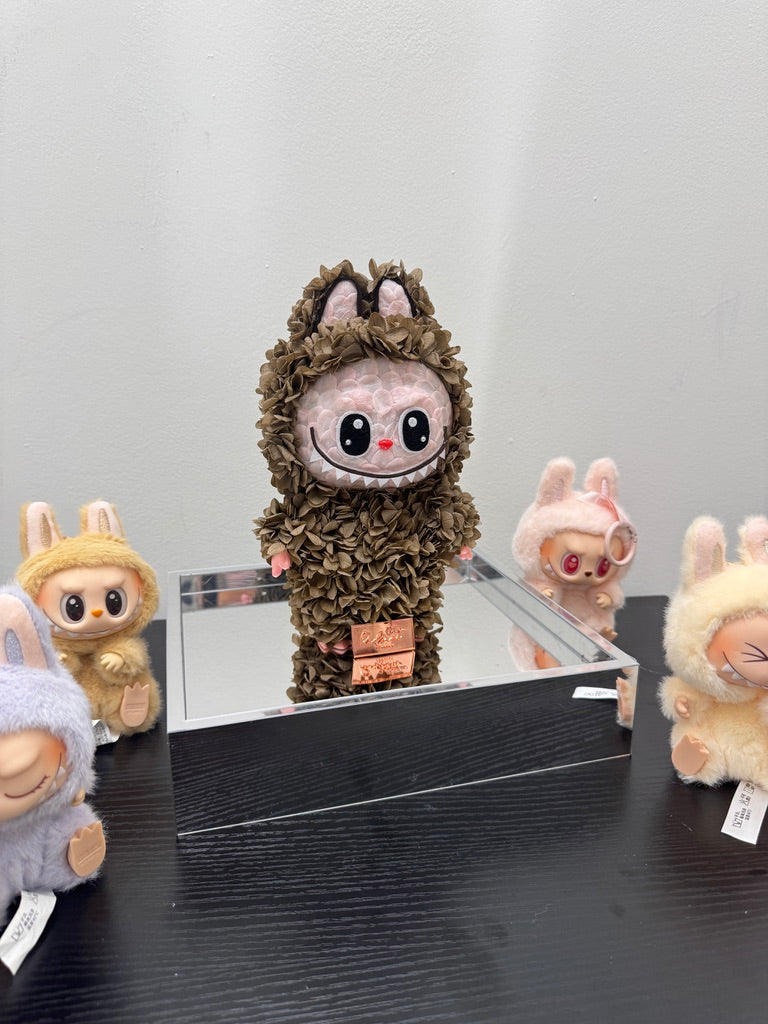 Labubu 造型永生花擺設