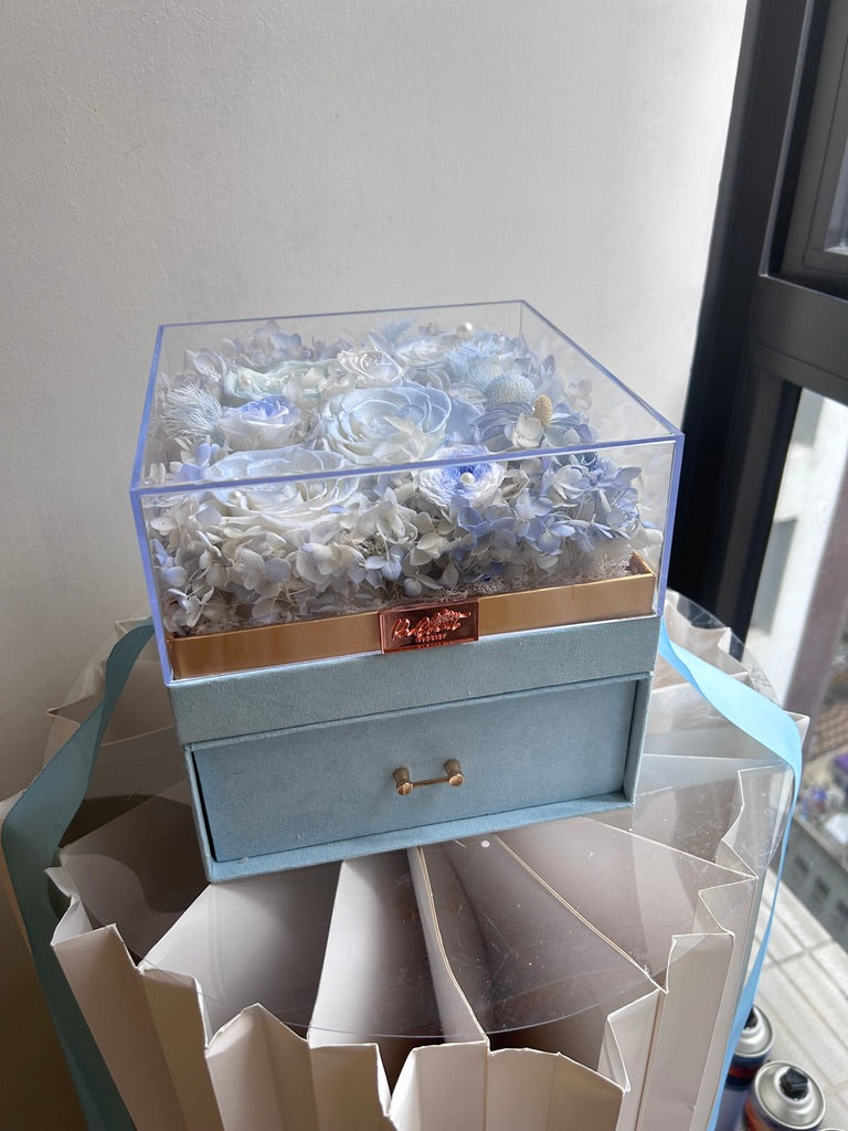 Radiant夢幻雙層永生花盒 藍白色