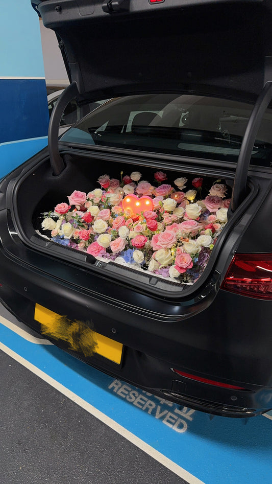 鮮花車尾箱佈置-普通私家車