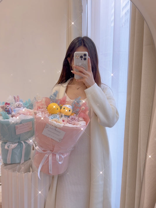 小奶龍公仔永生花束