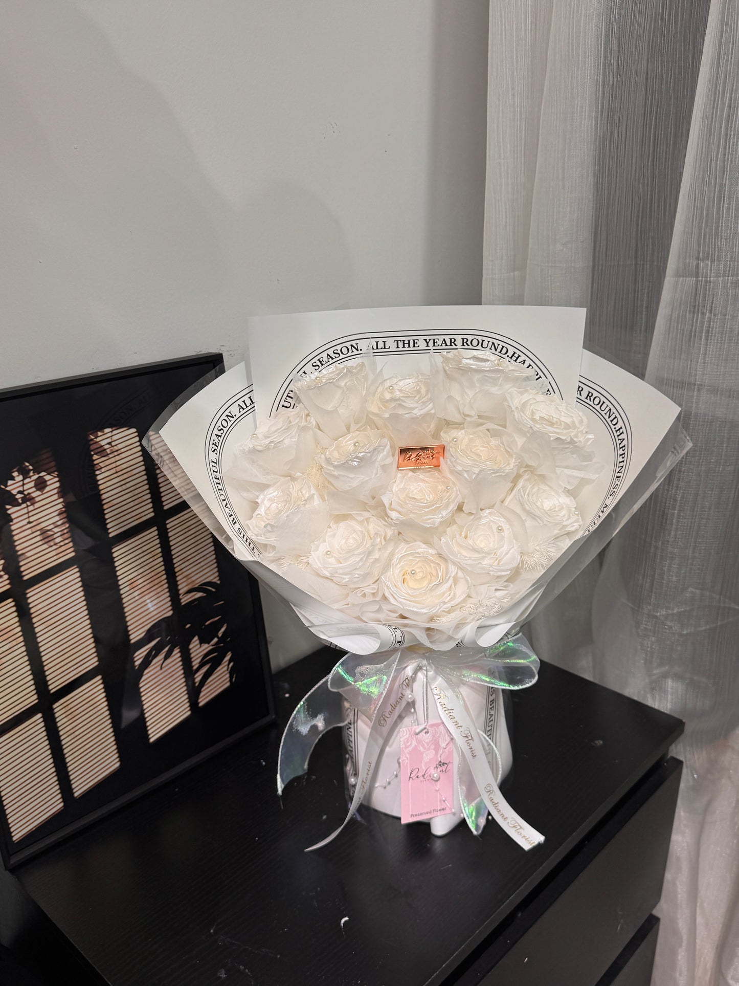 Urban Floral 永生花束 珠光白