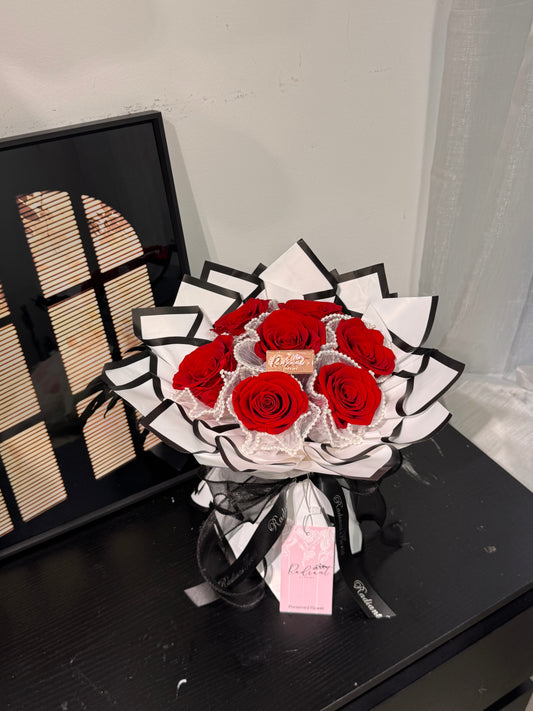 Romantic Pearl 永生花束 红玫瑰